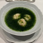 ル・マノアール・ダスティン - 海苔が香ります。　熱々です。