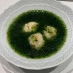 ル・マノアール・ダスティン - 生海苔のスープ　海老のクネル