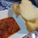 Warung Berkah Jaya - 自家製サンバルと揚げせんべい