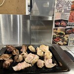 Taishuu Horumon Yakiniku Kemuriki - 