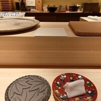 鮨 由う - 