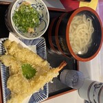 本格手打うどん おか泉 - 