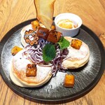 カフェ アンノン - さつまいもクリームが餡寄り。