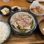 Menshokudou Hogokoro - 日替わりランチ 冷しゃぶサラダと鶏の唐揚げ