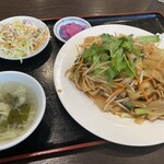 西安刀削麺 - 醤油味焼き刀削麺