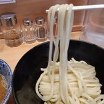 頑者 - ツルツルした食感ともちもち麺　旨い！