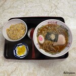 かむら屋 - 支那そば(醤油)＋半チャーハン