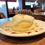 高倉町珈琲 - 特製クリームのリコッタパンケーキ2