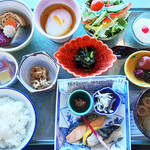 ダイヤモンド八ケ岳美術館ソサエティ - 朝食