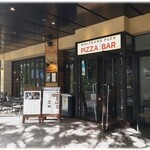 WOLFGANG PUCK PIZZA BAR - 