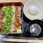 米の上で肉おどる 旨い米と焼肉重 ミツボシ - 