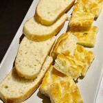 La Buca di San Matteo - 自家製のフォカッチャとパーネがとても美味しかった