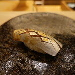 すし処 睦月 - 小肌