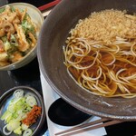 ゆで太郎 - 料理写真:季節のミニ丼セット（温）（小柱と春菊のかき揚げ）＋無料の天かす 赤鬼