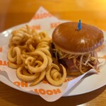 Hooters Ginza - 