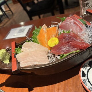 さかなや くろ_0