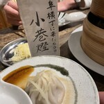 手包み小籠包と肉汁餃子 小巷燈 - 