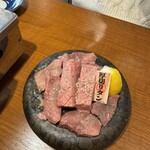 焼肉ホルモン大衆酒場 真 肉焼屋 - 