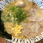 Ajihana - しょうゆ豚骨らーめん（1030円）