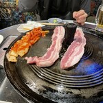 韓国料理 サムギョプサル どやじ - 