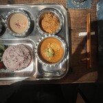 Kalpasi - 牡蠣と柚子のカリー