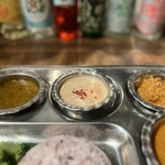 Kalpasi - 酒粕白味噌ココナッツシチュー（鮭）