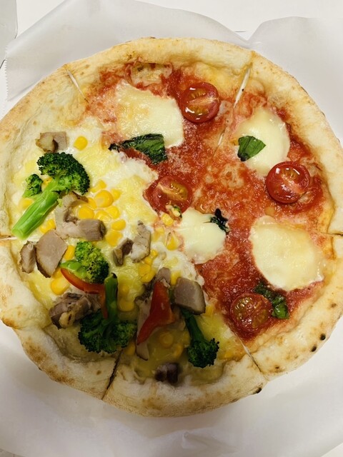 ぴのこ 丹波PIZZA KITCHEN のこのこ （NOKONOKO） - 黒井/ピザ | 食べログ