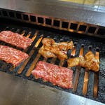 焼肉都 - 