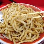 ラーメン タロー 五反田の陣 - 小ラーメン豚入り（野菜マシ、あげ辛、削り節）1,000円