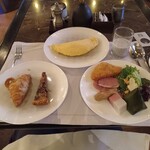 The RuMa Hotel and Residences - Atas Breakfast Food