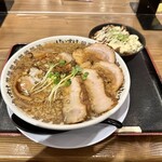 NEW OLD STYLE 肉そば けいすけ - 料理写真: