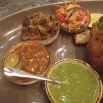 De. Wan 1958 - ソースとアチャール