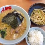 ラーメン山岡家 - 味噌ラーメン、ネギ、ライス