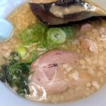 ラーメン山岡家 - 醤油ラーメン　背脂変更