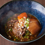 とろっとろ牛スジ煮