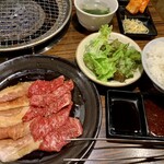 ホルモン専門店 焼肉 ホルモン番長 - 