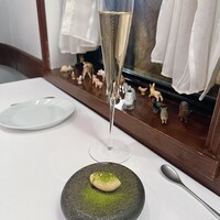 ラ・トゥーエル - 