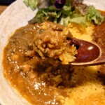 SPICY CURRY 魯珈 - 