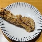 大衆食堂 てんぐ大ホール - てんぐの大きな鶏から1個 ¥165-