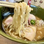 焼きあご塩らー麺 たかはし - 麺リフト