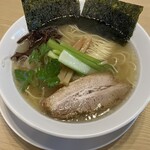 らーめん ダイニング れんげ - 料理写真:塩ラーメン