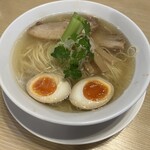 らーめん ダイニング れんげ - 鯛だし塩ラーメン