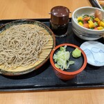 湯快爽快ちがさき店 お食事処 - 