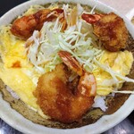 Yamawasabi - 海老かつ丼のぉ～アップですってぇ〜♪半熟卵焼き＆海老フライ＆ウスターソースかぁい！