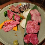 壱語屋 - お肉の盛り合わせ