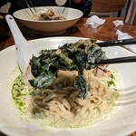 セキレイ - 意外とカリッとしたほうれん草のかき揚げ