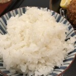 とんかつ檍 - ご飯も好みの炊き加減、今までハズレなし