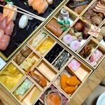 ルートイン - 料理写真:ちょっとスタート間に合いませんでした笑 写り込んだお寿司はマックスバリュ