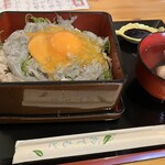 呑み処鰻家 - しらす丼
