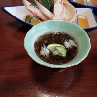札幌 かに本家 札幌駅前本店 - もずく酢カニ入り